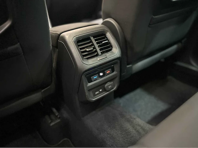 Volkswagen - tiguan - 2.0 tdi cl bns - personenauto - 2018 - afbeelding 8 van  31