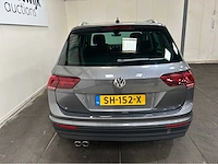 Volkswagen - tiguan - 2.0 tdi cl bns - personenauto - 2018 - afbeelding 31 van  31
