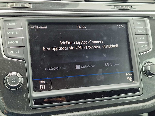 Volkswagen - tiguan - 2.0 tsi 4motion. highline - n-096-ns - 2016 - personenauto - afbeelding 6 van  25