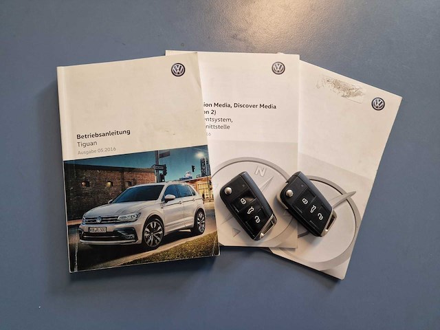 Volkswagen - tiguan - 2.0 tsi 4motion. highline - n-096-ns - 2016 - personenauto - afbeelding 16 van  25
