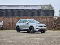Volkswagen - tiguan - 2.0 tsi 4motion. highline - n-096-ns - 2016 - personenauto - afbeelding 12 van  25
