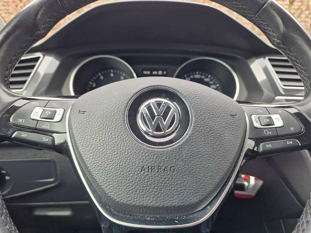 Volkswagen - tiguan - 2.0 tsi 4motion. highline - n-096-ns - 2016 - personenauto - afbeelding 24 van  25