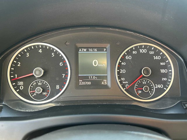 Volkswagen - tiguan - 2.0 tsi sport&st.4m - car - 2011 - afbeelding 32 van  33