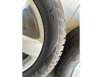 Volkswagen - tiguan - car tyre - afbeelding 4 van  14