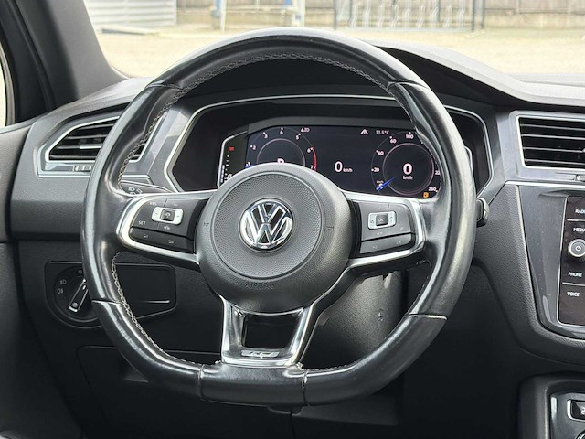 Volkswagen - tiguan 1.5 tsi r-line - car - afbeelding 3 van  18