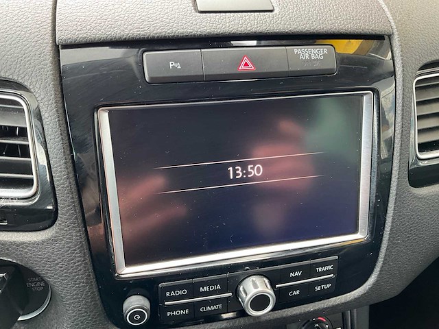 Volkswagen - touareg - 3.0 tdi personenauto - 2012 - afbeelding 3 van  5