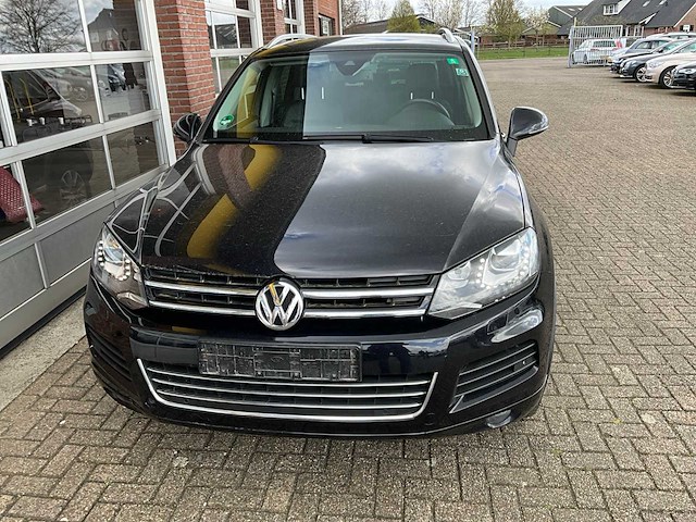 Volkswagen - touareg - 3.0 tdi personenauto - 2012 - afbeelding 4 van  5