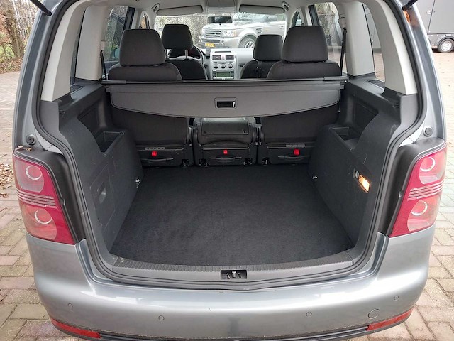 Volkswagen - touran - 1.4 tsi trendline - personenauto - afbeelding 5 van  17
