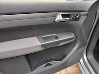 Volkswagen - touran - 1.4 tsi trendline - personenauto - afbeelding 13 van  17