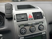 Volkswagen - touran - 1.4 tsi trendline - personenauto - afbeelding 17 van  17