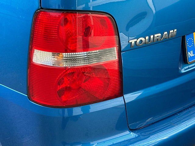 Volkswagen - touran - 1.6-16v fsi - car - 2004 - afbeelding 15 van  34