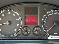 Volkswagen - touran - 1.6-16v fsi - car - 2004 - afbeelding 33 van  34