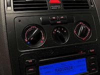 Volkswagen - touran - 1.6-16v fsi athene -85-nv-dr 2004 iaw - afbeelding 13 van  21