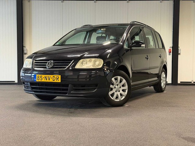 Volkswagen - touran - 1.6-16v fsi athene -85-nv-dr 2004 iaw - afbeelding 1 van  21