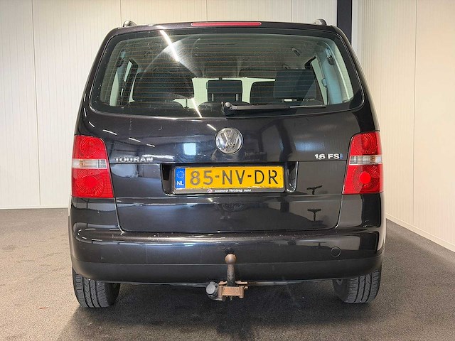 Volkswagen - touran - 1.6-16v fsi athene -85-nv-dr 2004 iaw - afbeelding 8 van  21