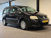 Volkswagen - touran - 1.6-16v fsi athene -85-nv-dr 2004 iaw - afbeelding 8 van  21