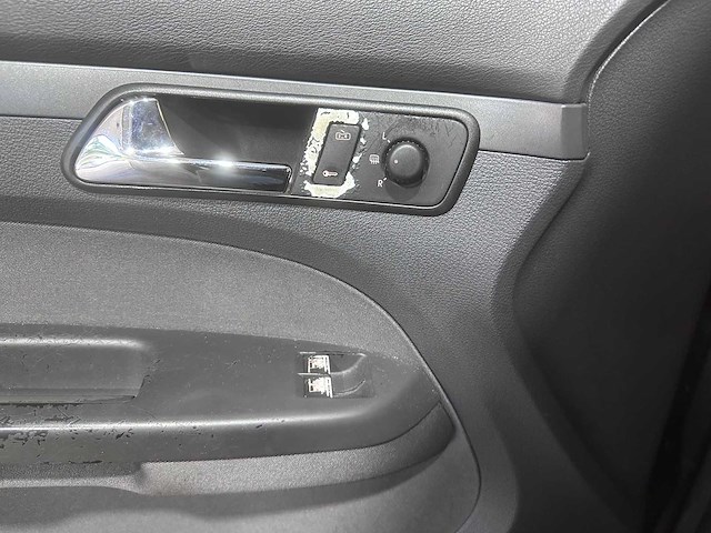 Volkswagen - touran - 1.6-16v fsi business - 06-sn-zb- 2006 - afbeelding 7 van  14