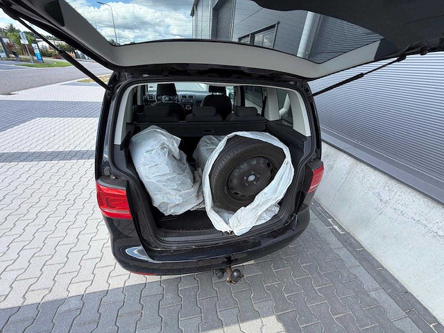 Volkswagen - touran - 1.6 tdi comfl. bluem - personenauto - 2012 - afbeelding 3 van  14