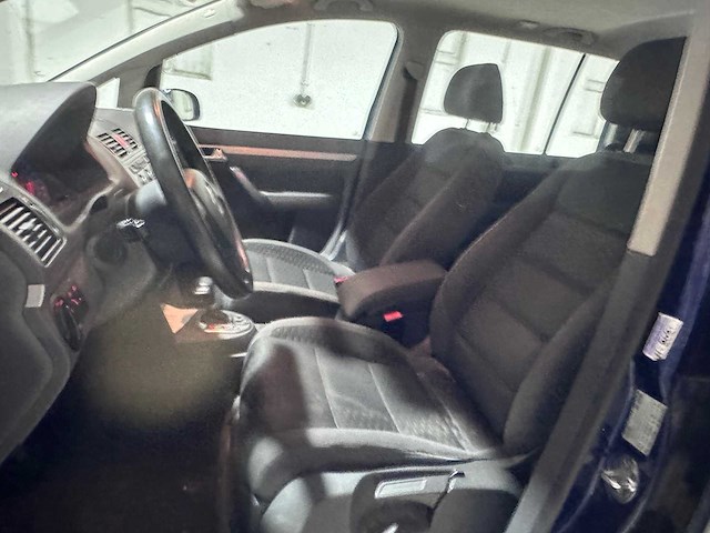 Volkswagen - touran - 2.0 tdi comfortline automaat- export kenteken (voorheen 46-hfx-2) - afbeelding 6 van  19