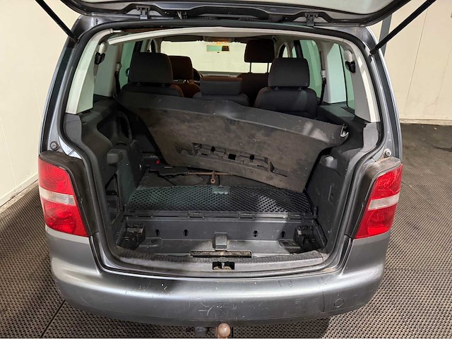 Volkswagen - touran - 7 persoons - 1.9 tdi -personenauto - 2003 - afbeelding 20 van  21