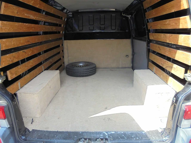 Volkswagen - transporter - 1.9 td 292 t800 - 96-vd-gd - afbeelding 9 van  11