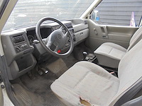 Volkswagen - transporter - 1.9 td 292 t800 - vv-hf-20 - afbeelding 1 van  1