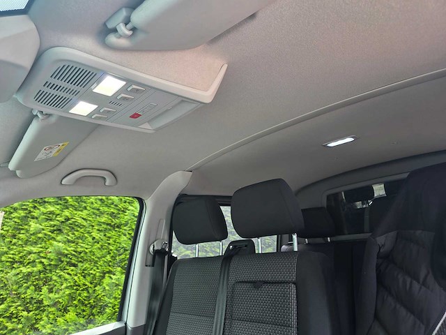 Volkswagen - transporter - 2.0 tdi l2h1 - 150 pk - 6 persoons - bedrijfswagen - afbeelding 5 van  18