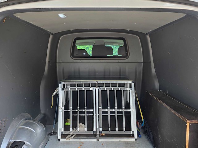 Volkswagen - transporter - 2.0 tdi l2h1 - 150 pk - 6 persoons - bedrijfswagen - afbeelding 10 van  18