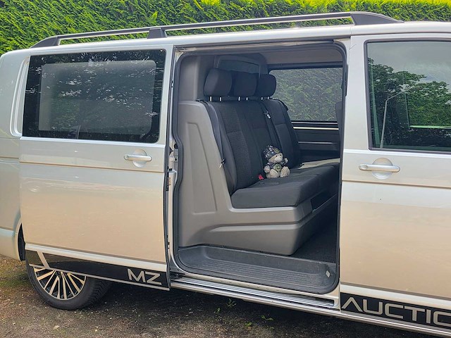 Volkswagen - transporter - 2.0 tdi l2h1 - 150 pk - 6 persoons - bedrijfswagen - afbeelding 14 van  18