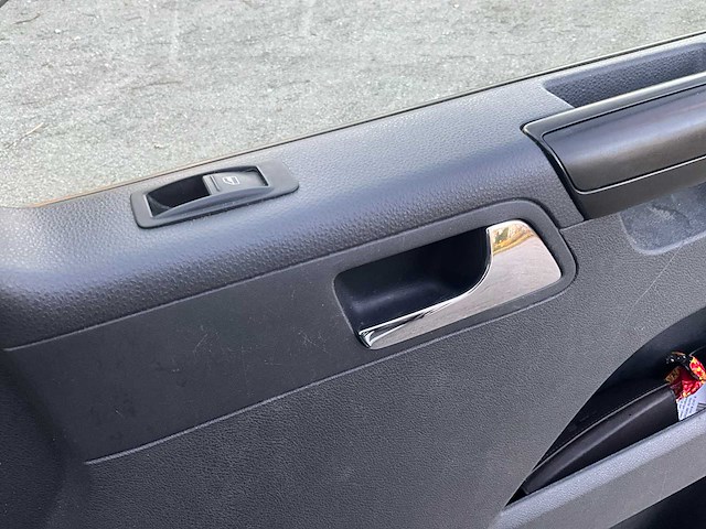 Volkswagen - transporter - 2.0 tdi l2h1 4m budc - bedrijfswagen - afbeelding 4 van  18