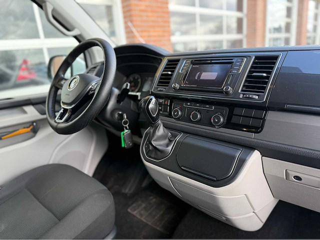 Volkswagen - transporter - 2.0 tdi l2h1 dc hi. - bedrijfswagen - 2017 - afbeelding 8 van  29
