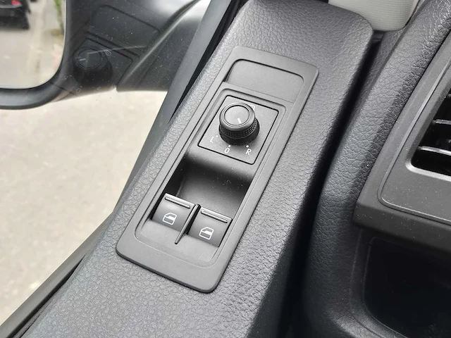 Volkswagen - transporter - 2.0 tdi l2h1 economy - vfk-58-f - bedrijfswagen - afbeelding 17 van  17