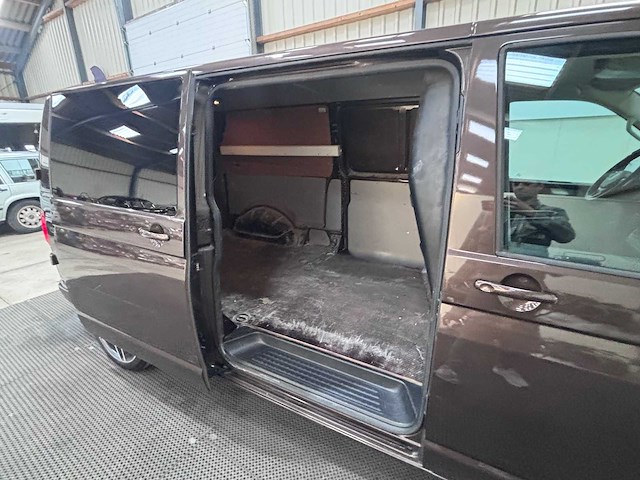 Volkswagen - transporter - 2.0 tdi l2h1 highl. - 2017 - bedrijfswagen - afbeelding 19 van  29