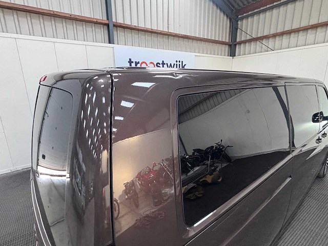 Volkswagen - transporter - 2.0 tdi l2h1 highl. - 2017 - bedrijfswagen - afbeelding 16 van  30