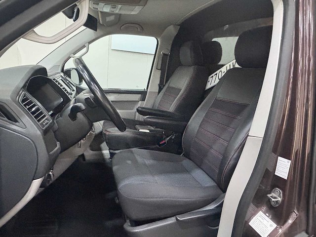 Volkswagen - transporter - 2.0 tdi l2h1 highl. - 2017 - bedrijfswagen - afbeelding 27 van  30