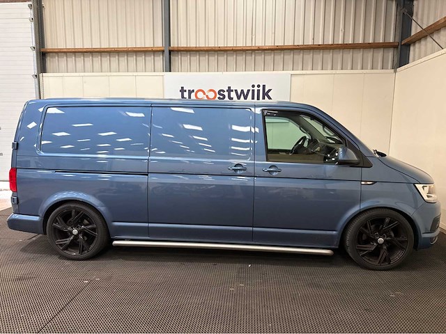 Volkswagen - transporter - 2.0 tdi l2h2 highl. - bedrijfswagen - 2016 - afbeelding 1 van  9