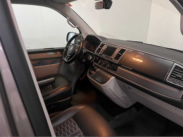 Volkswagen - transporter - 204 pk - bedrijfswagen - 2019 - afbeelding 21 van  21