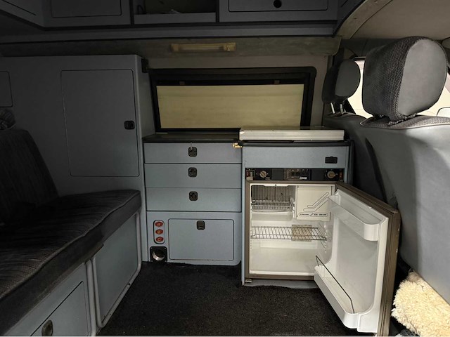 Volkswagen - transporter - 4x4 - fischer - camper - 2.5 td -1995 - afbeelding 12 van  36