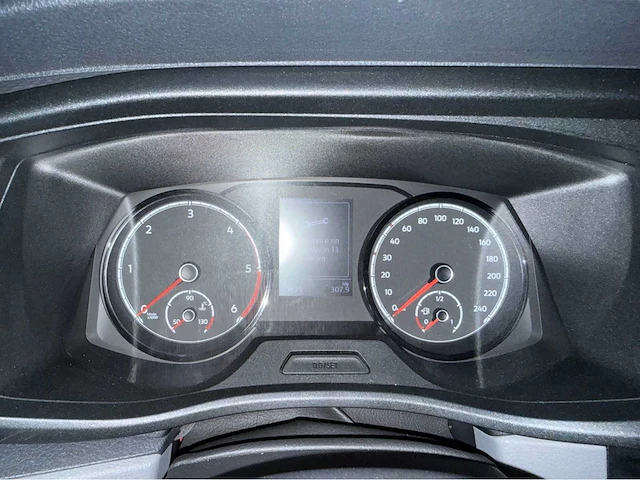 Volkswagen - transporter - automaat - 2.0 tdi l2h1 hi - bedrijfswagen - 2024 - afbeelding 11 van  33
