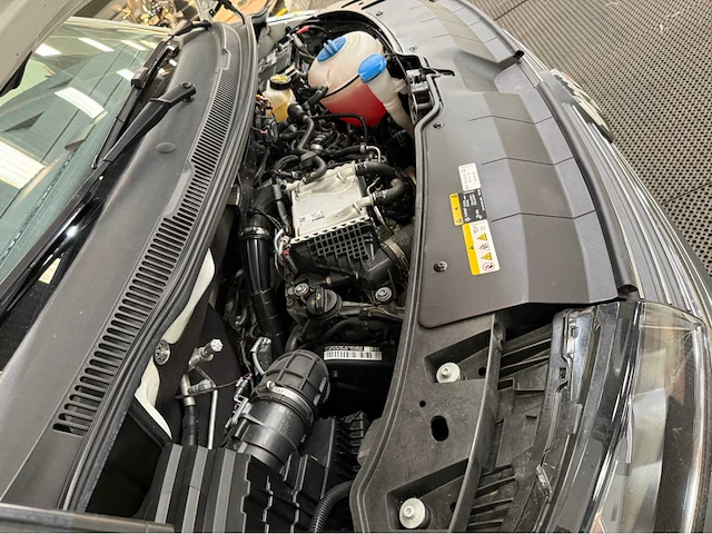 Volkswagen - transporter - automaat - 2.0 tdi l2h1 hi - bedrijfswagen - 2024 - afbeelding 19 van  33