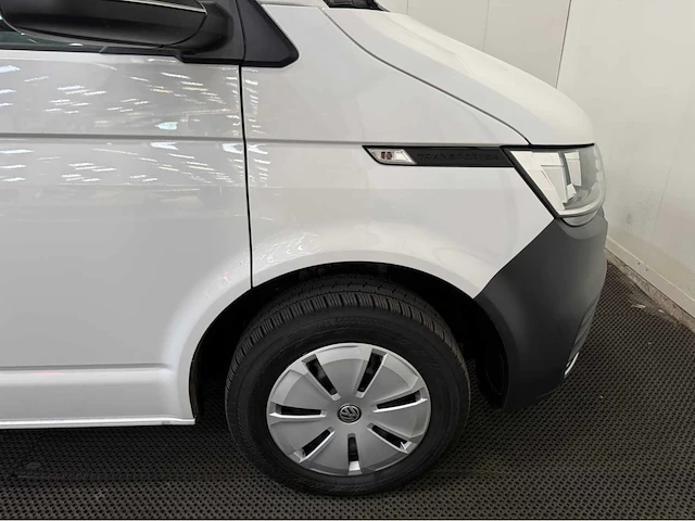 Volkswagen - transporter - automaat - 2.0 tdi l2h1 hi - bedrijfswagen - 2024 - afbeelding 25 van  33