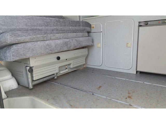 Volkswagen - transporter - camper - 2-vbd-47 - afbeelding 8 van  18
