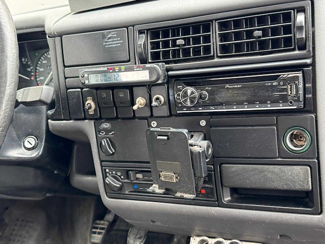 Volkswagen - transporter - camper - 64-hb-zh - afbeelding 6 van  28