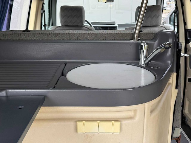 Volkswagen - transporter - camper - 64-hb-zh - afbeelding 10 van  22