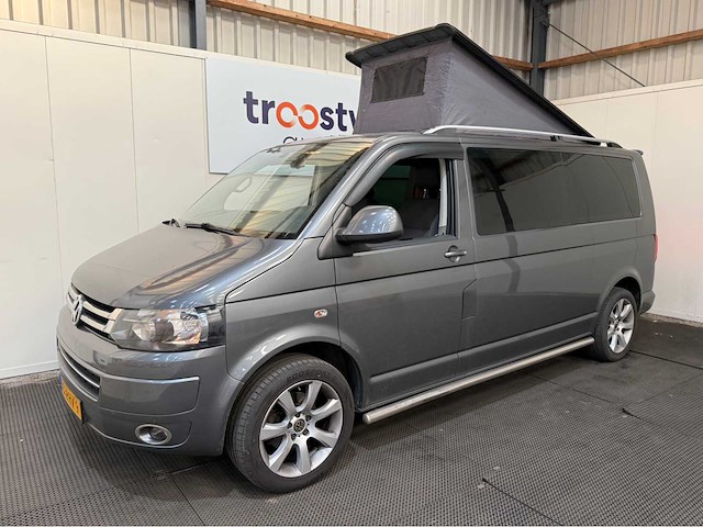 Volkswagen - transporter - caravelle - camper - 2011 - afbeelding 1 van  31