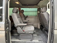 Volkswagen - transporter - caravelle - camper - 2011 - afbeelding 13 van  31