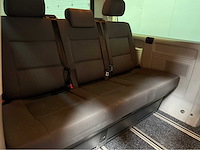 Volkswagen - transporter - caravelle - camper - 2011 - afbeelding 14 van  31