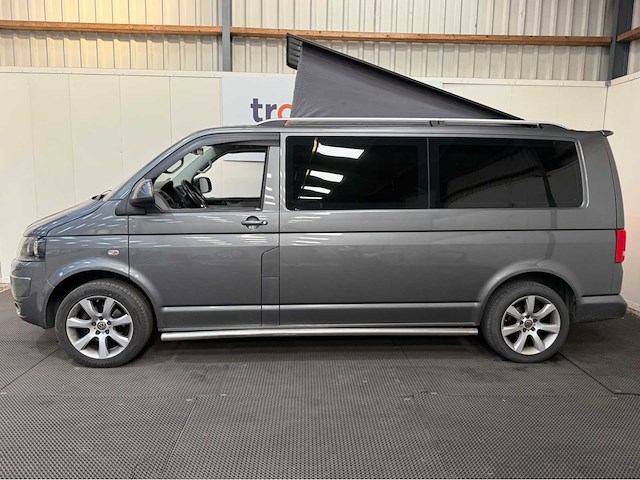Volkswagen - transporter - caravelle - camper - 2011 - afbeelding 27 van  31