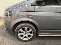 Volkswagen - transporter - caravelle - camper - 2011 - afbeelding 19 van  31
