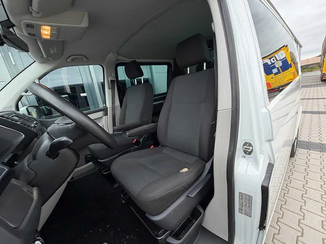 Volkswagen - transporter - dubbel cabine - 2.0 tdi l2h1 dc hi. - bedrijfswagen - 2017 - afbeelding 5 van  27